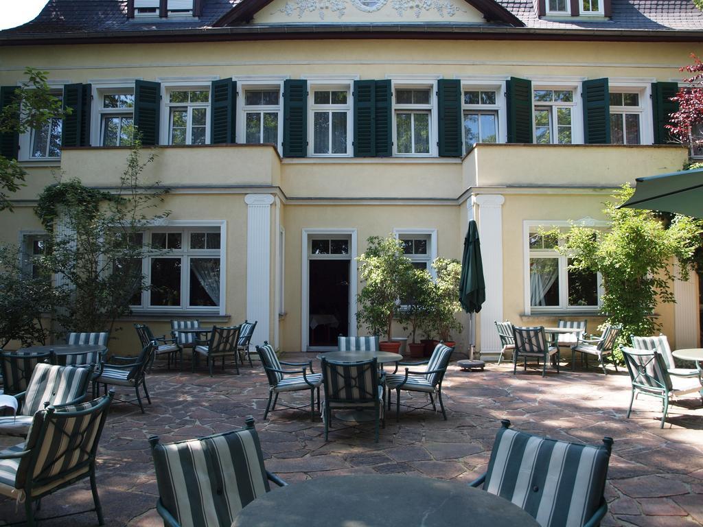 Hotel & Restaurant Bellevue Schmoelln Schmölln Exterior foto